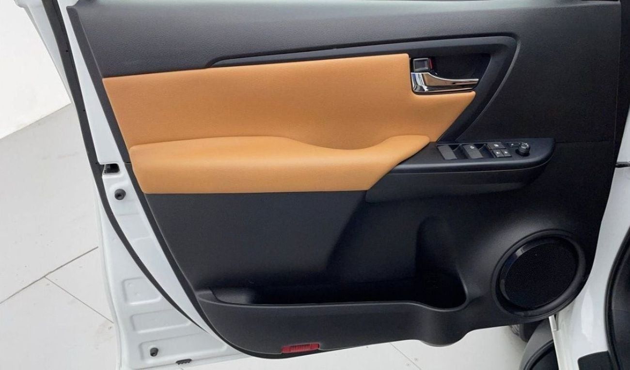 تويوتا فورتونر 2.4L Diesel AT 4X4 2025