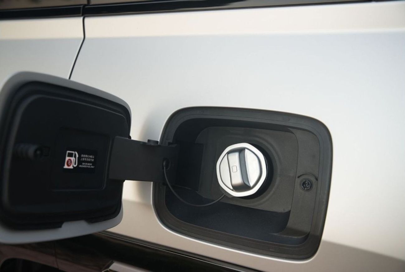 Yangwang U8 2024 BYD YangWang U8  Deluxe Edition Hybrid SUV 4WD 0Km