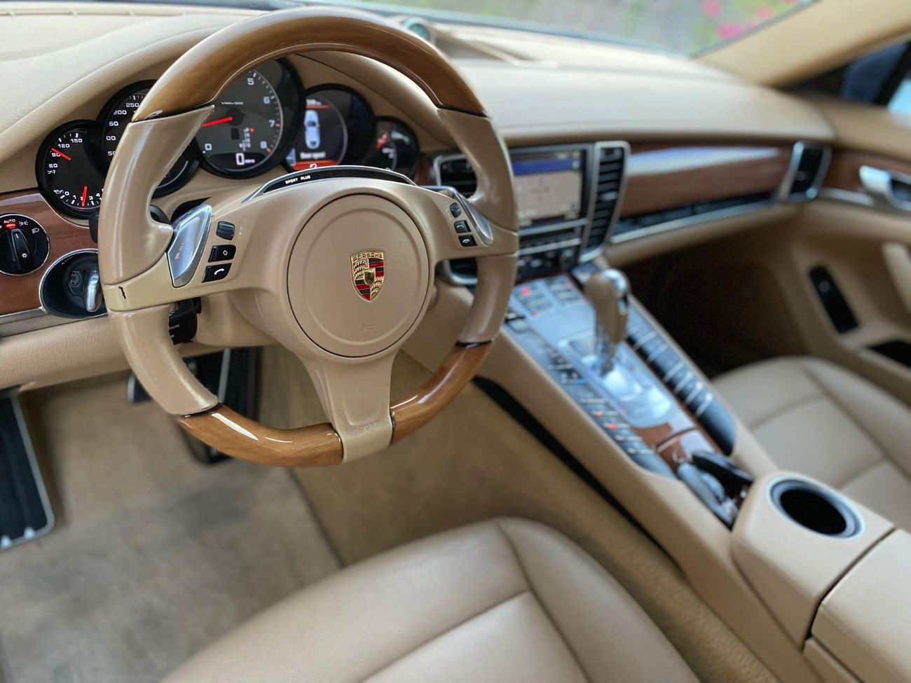 بورش باناميرا PORSCHE PANAMERA S 2014 - GCC SPECS - EXCELLENT CONDITION -