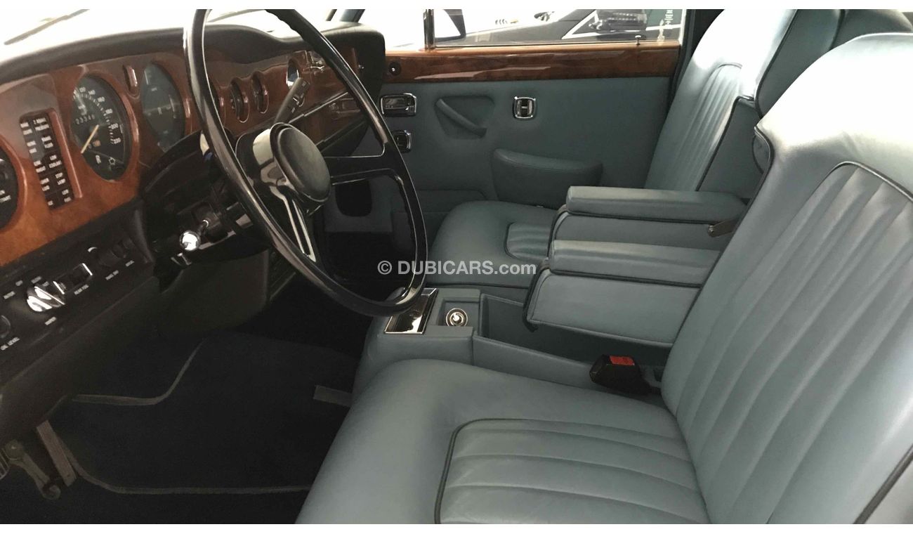 Rolls-Royce Silver Shadow