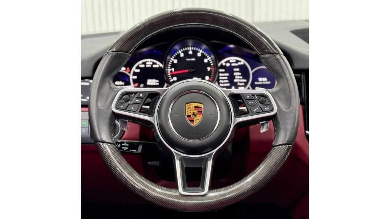 Porsche Cayenne 2022 Porsche Cayenne, Jan 2025 Porsche Warranty+ Jan2028 Service Contract, Full Service History, GCC