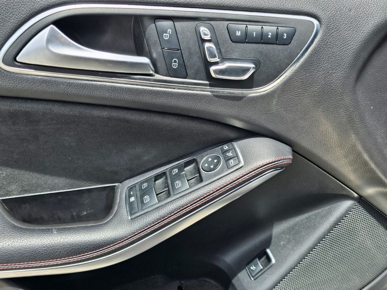 مرسيدس بنز GLA 45 AMG STD