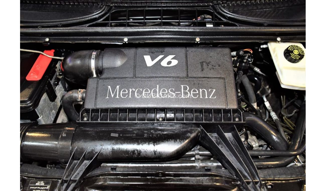 Mercedes-Benz Viano Luxury Family Van!  Trend 2009 Model!! in Silver Color! GCC Specs