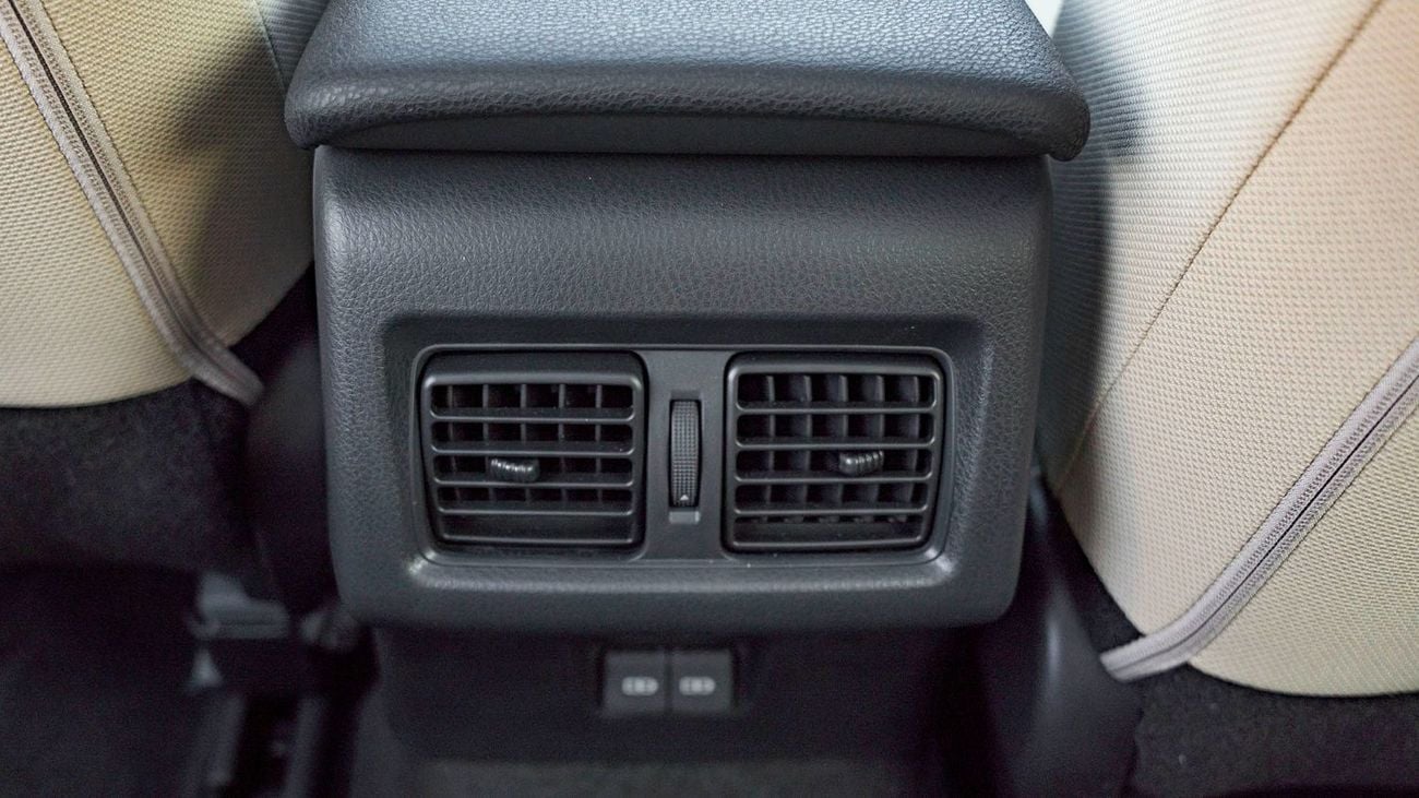 تويوتا كامري LE HEV 2026 Toyota Camry LE 2.5L AT Hybrid (Black)