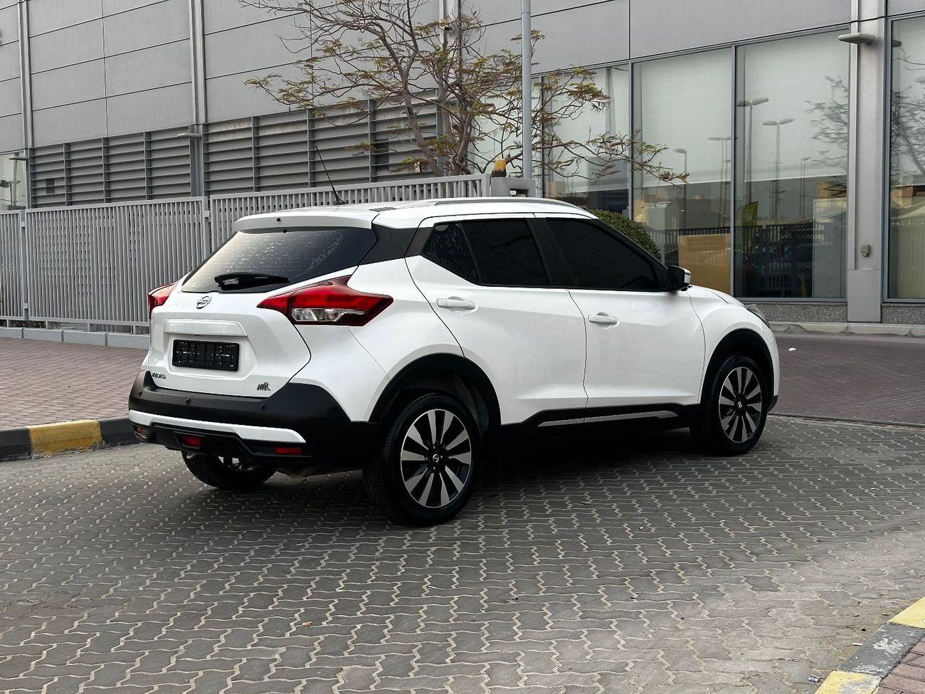 Nissan Kicks SV GCC