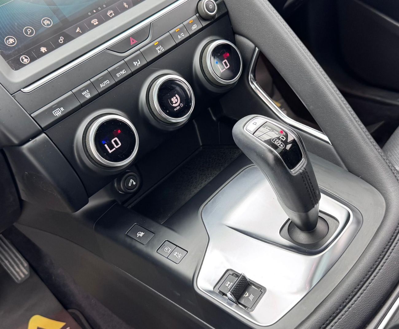 Jaguar E Pace Std 2.0L 2020 Jaguar E-Pace P200, Jaguar  Warranty & Service Contract, Jaguar Service History, GCC