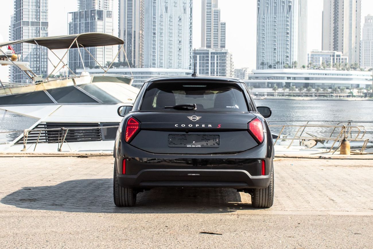 Mini Cooper S 2299 M/P With 0% Down Payment Mini Cooper S 2025