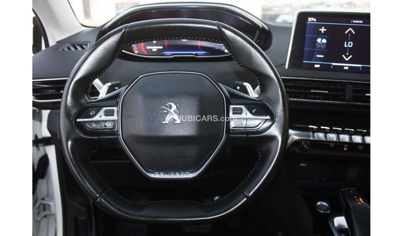 Peugeot 3008 Active Peugeot 3008 GCC 2020 in excellent condition