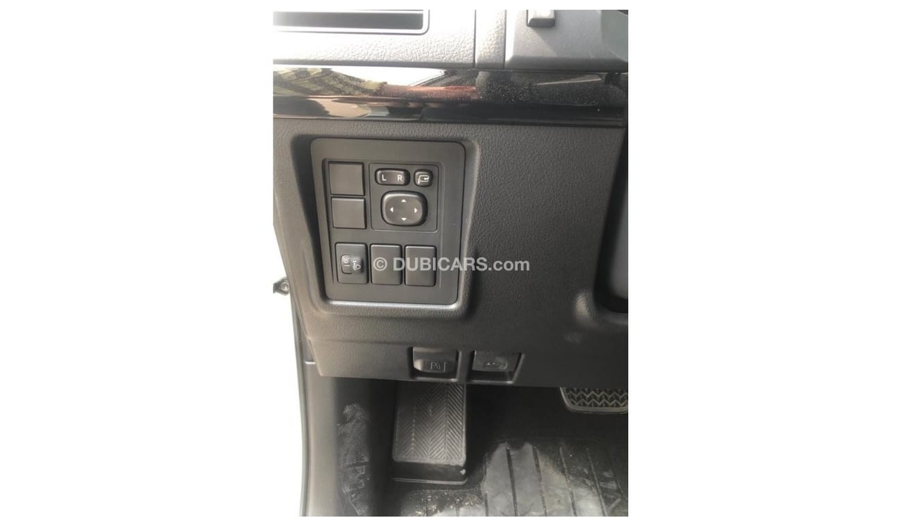 Toyota Prado TOYOTA PRADO 2.7L TX G 2023 PETROL SPARE DOWN