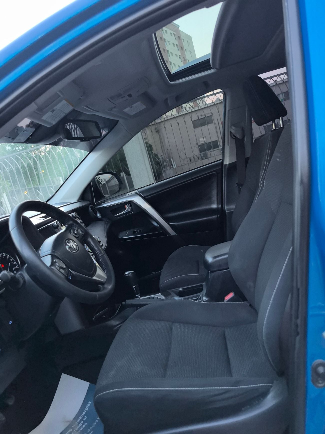 Toyota RAV4 XLE 2.5L