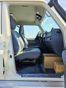 Toyota Land Cruiser Pick Up LC79 / DOUBLE CABIN / 4.2L V6 DIESEL M/T / LEATHER SEATS / SNORKEL / MID OPTION / 4WD (CODE # 69033)