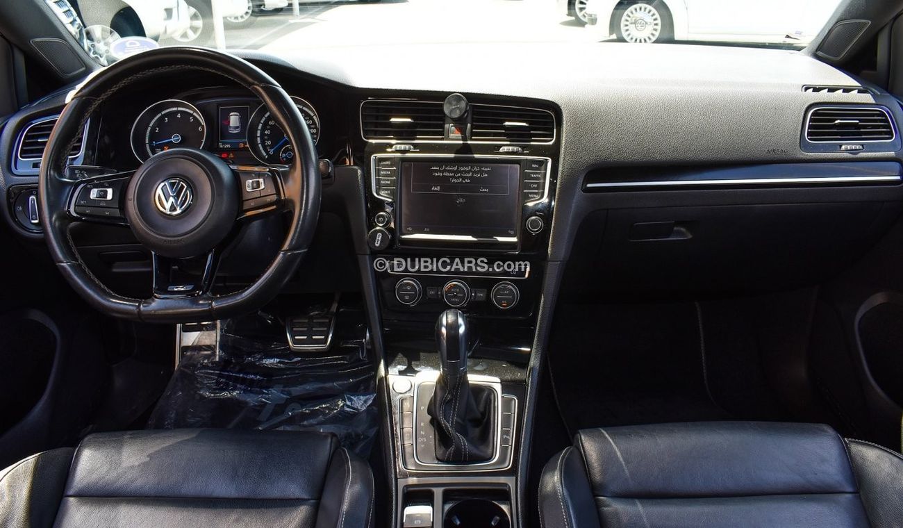 Volkswagen Golf R  4MOTION