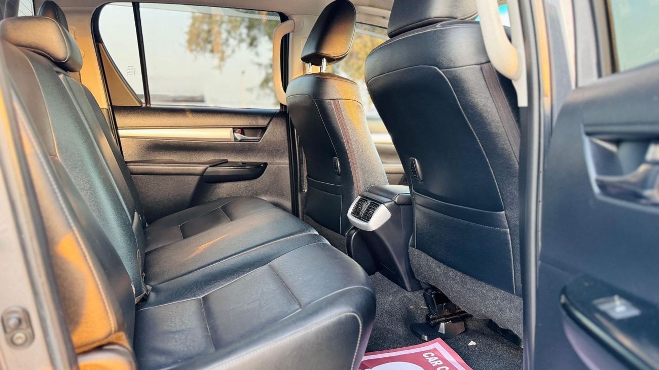 Toyota Hilux DOUBLE CABIN | 2019 | 2.8L DIESEL ENGINE | AUTOMATIC TRANSMISSION | 4WD | RHD | OFFROAD EDITION