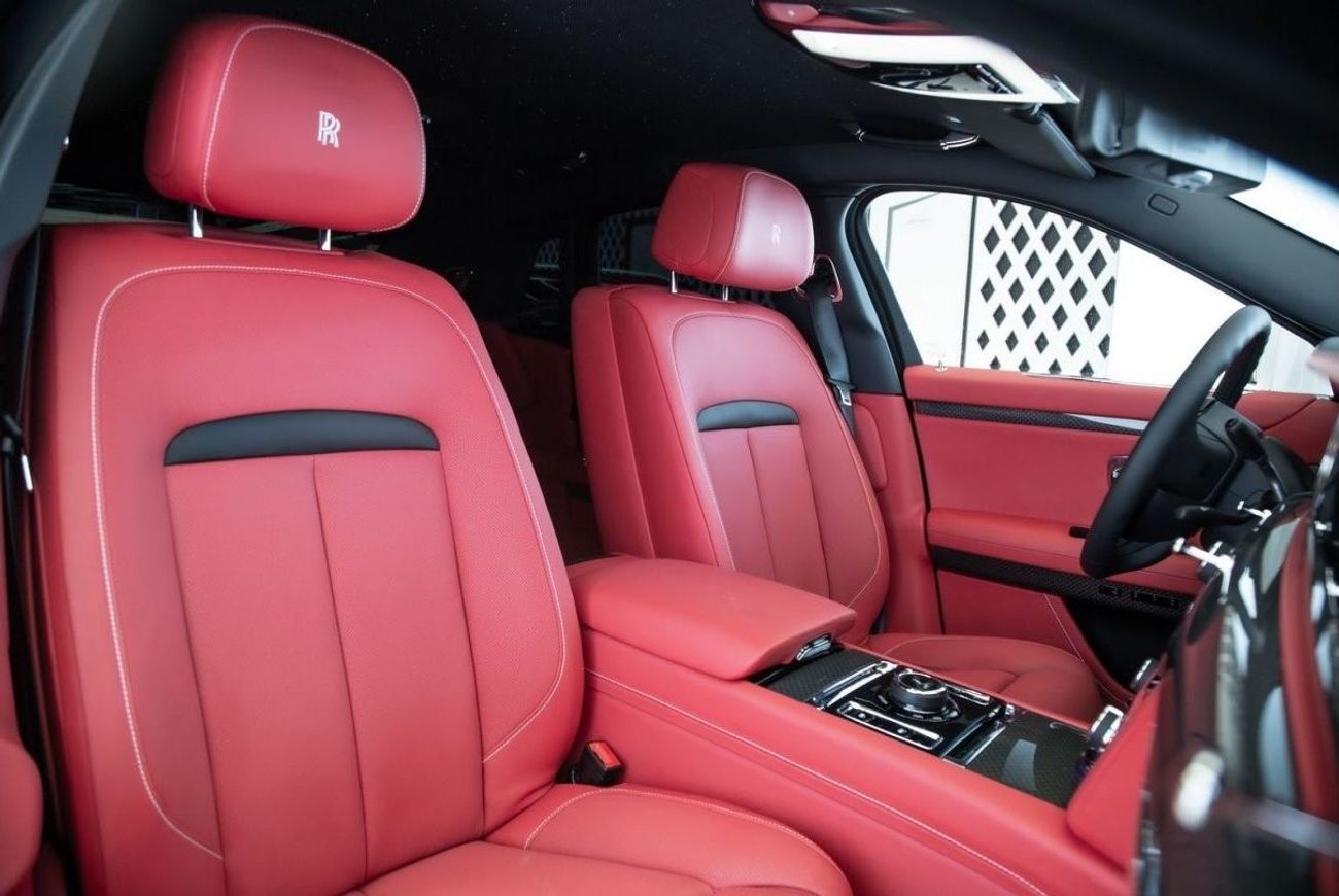 رولز رويس جوست بلاك بادج