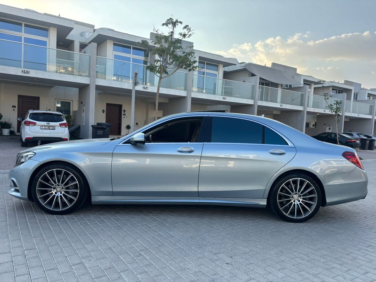 Mercedes-Benz S 500 AMG GCC EMC FULL SPEC