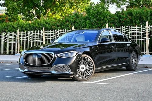 Mercedes Maybach S680 Maybach S680 | Black | 6.0L V12 Biturbo | 612 HP | 52,086 KM