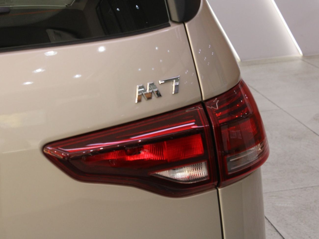 BAW 212 BRAND NEW | 7 Seats | Petrol | Automatic