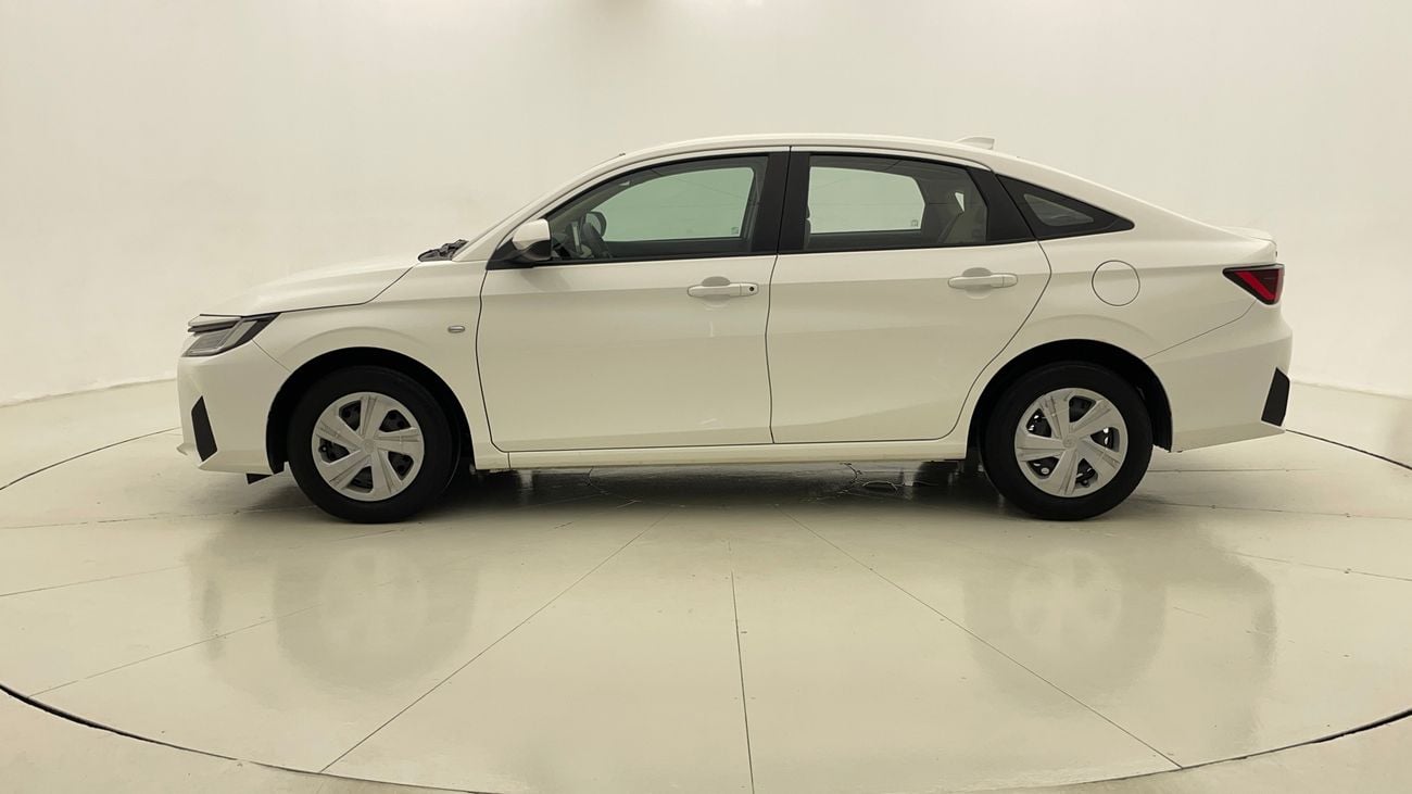 تويوتا يارس E 1.5 | بدون دفعة مقدمة | اختبار القيادة في المنزل