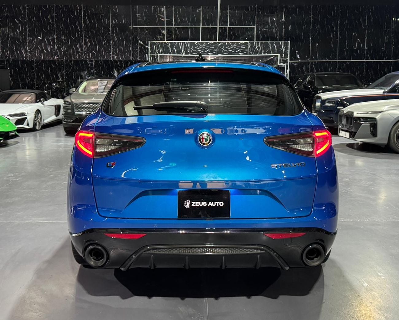 ألفا روميو ستيلفيو Veloce