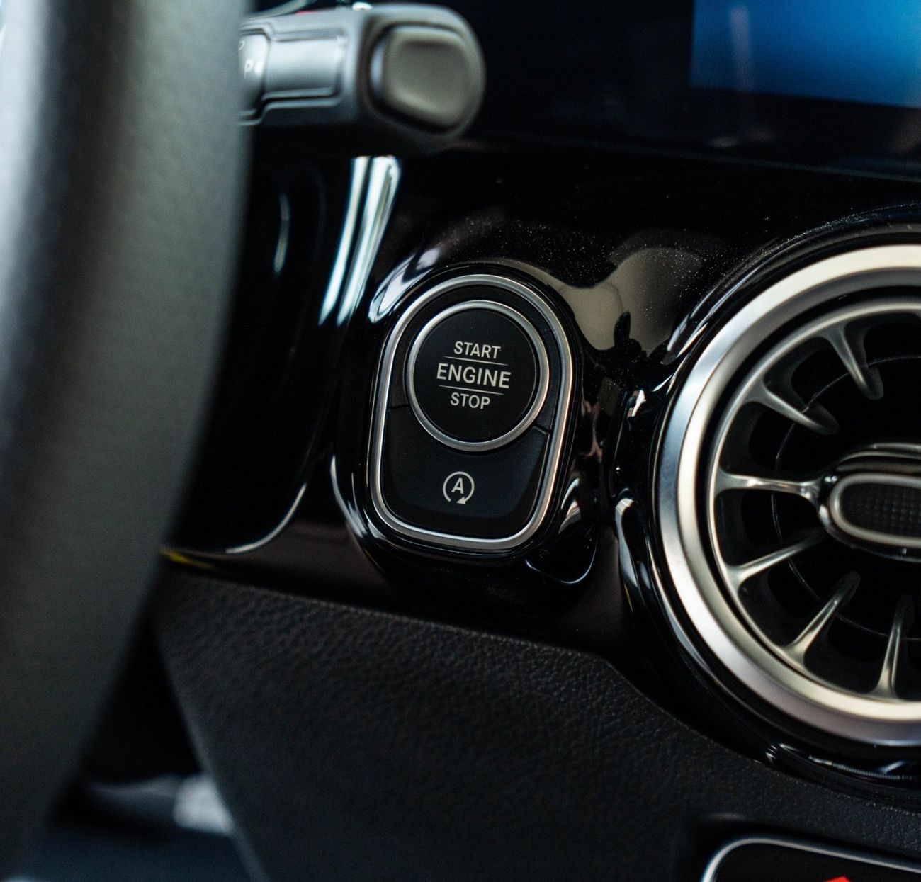 Mercedes-Benz GLA 35 AMG GLA 35 | AMG 4Matic | 2.0L | V4 | 2025