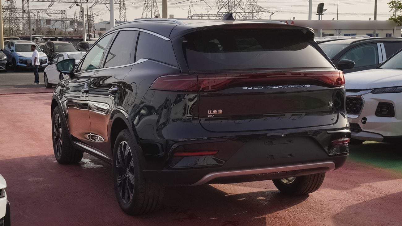 بي واي دي تانغ EV