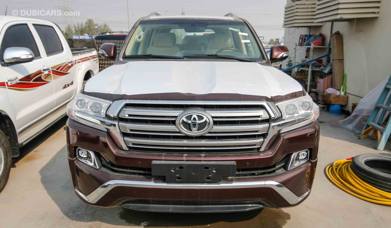 Toyota Land Cruiser GXR V8