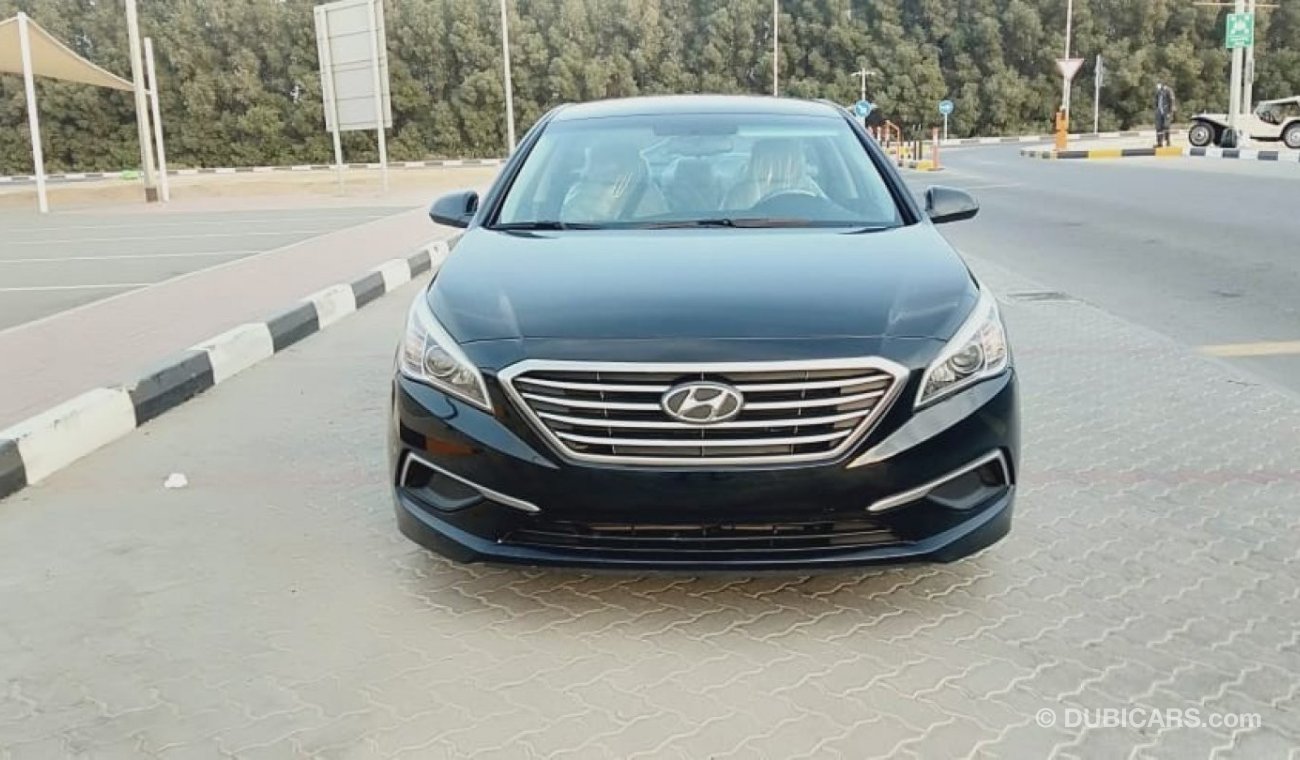 Hyundai Sonata SE - Very Clean Car