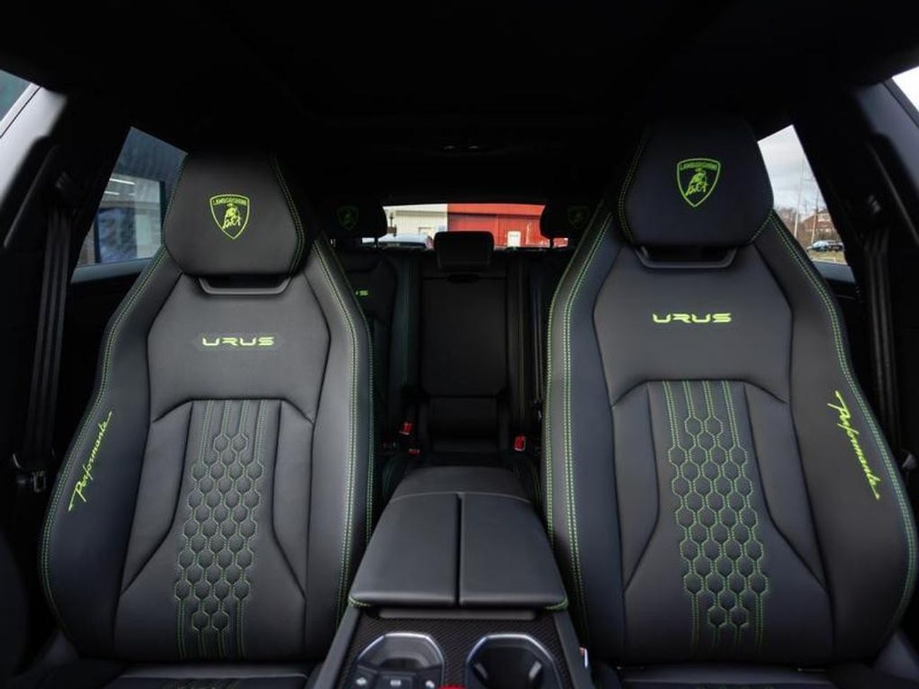 Lamborghini Urus Lamborghini Urus Performante RIGHT HAND DRIVE