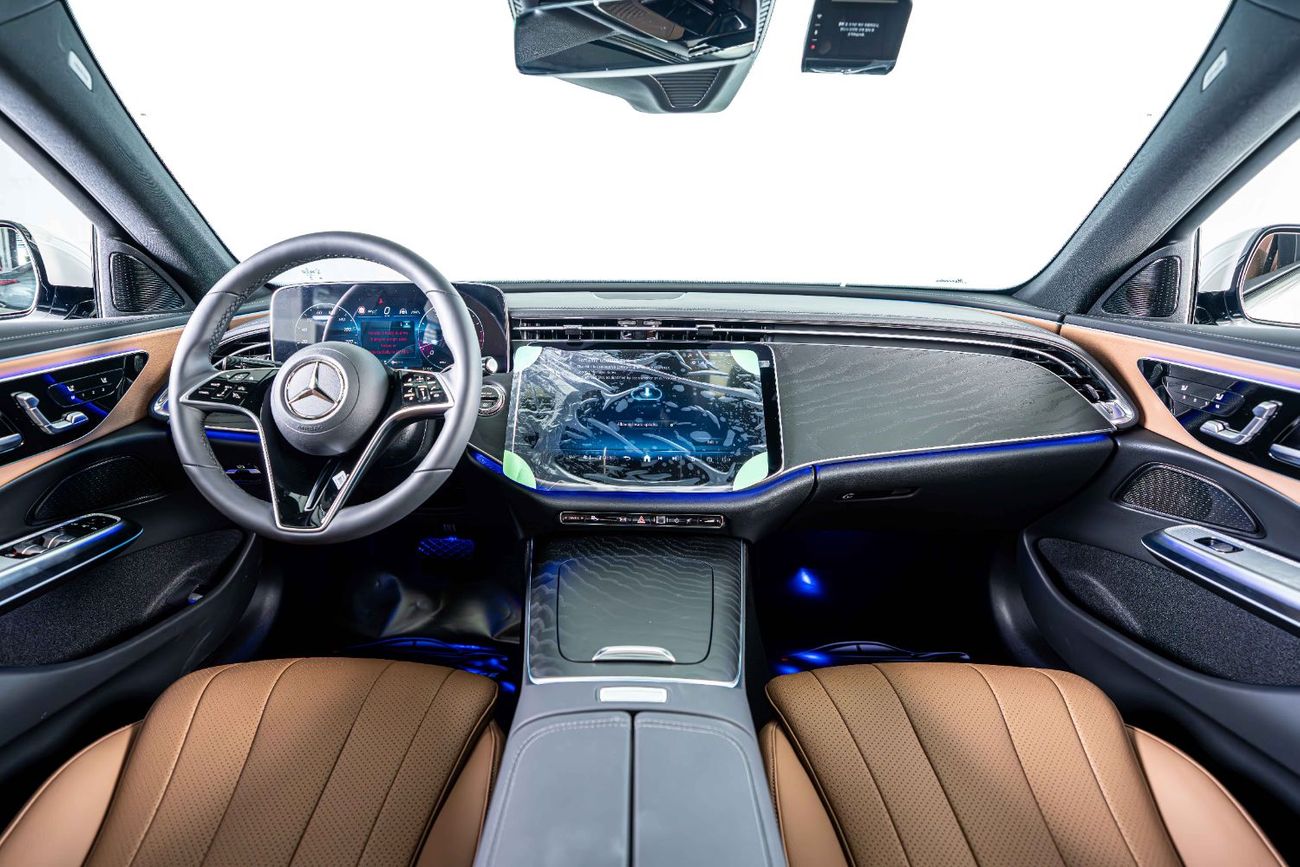 مرسيدس بنز E200 2.0L