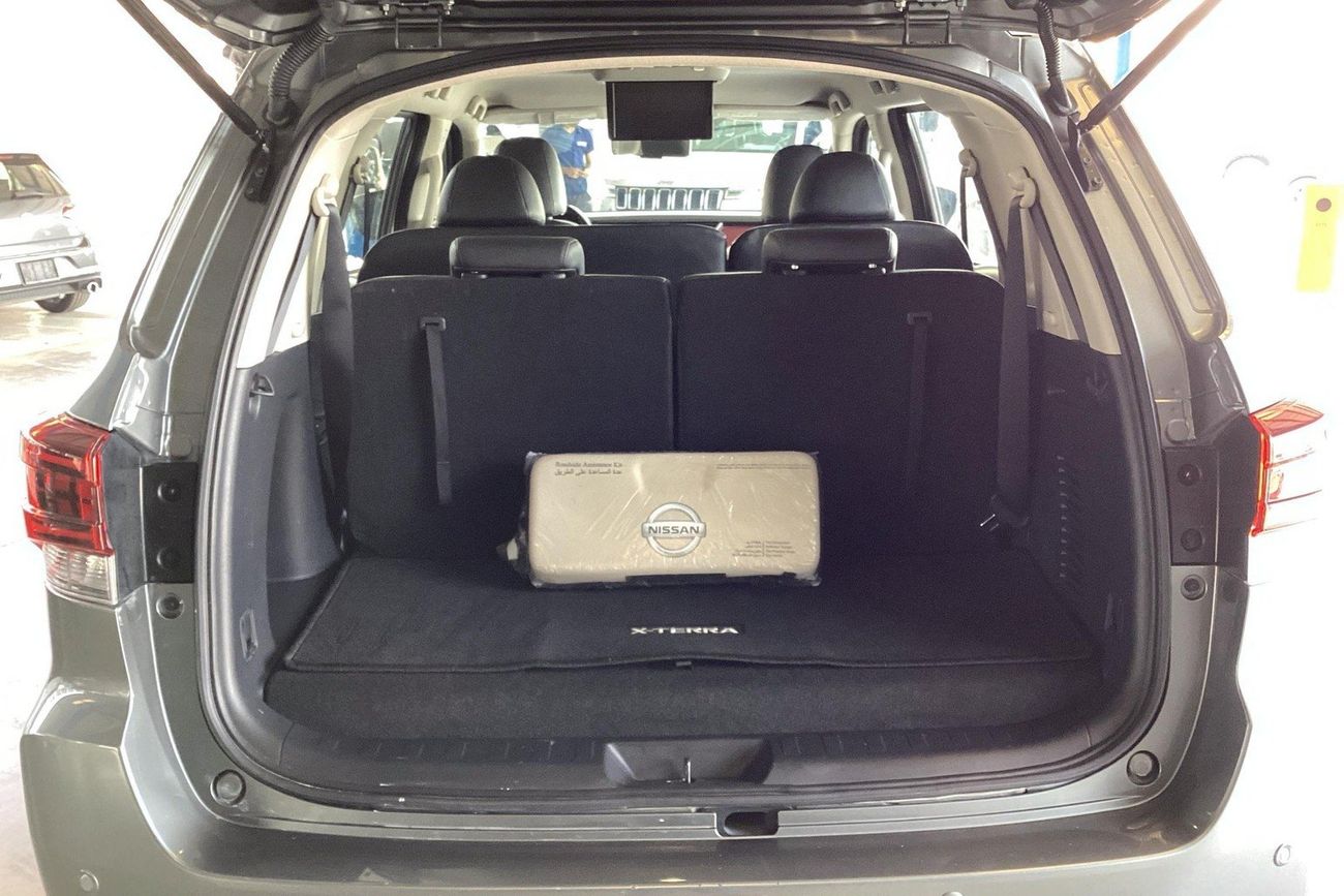 Nissan XTerra Platinum | Guaranteed Warranty | 0 Down Payment