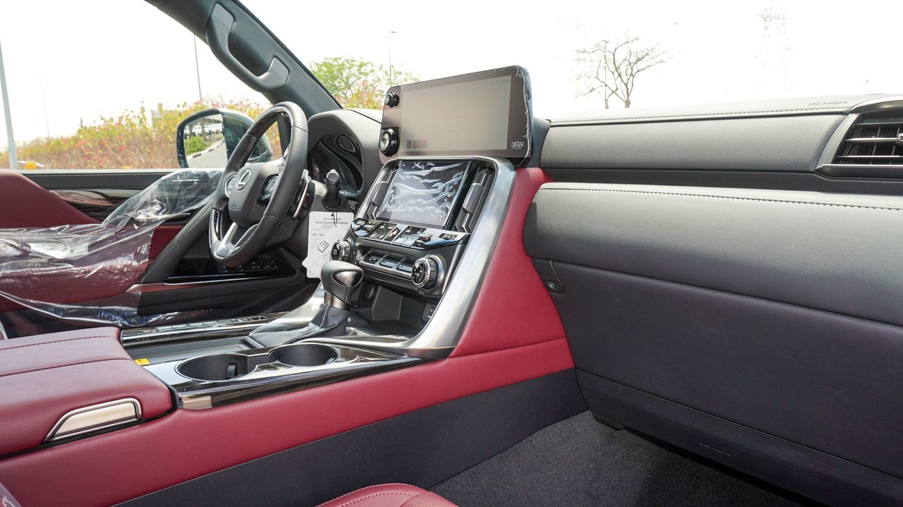 Lexus LX 600 3.5L V6