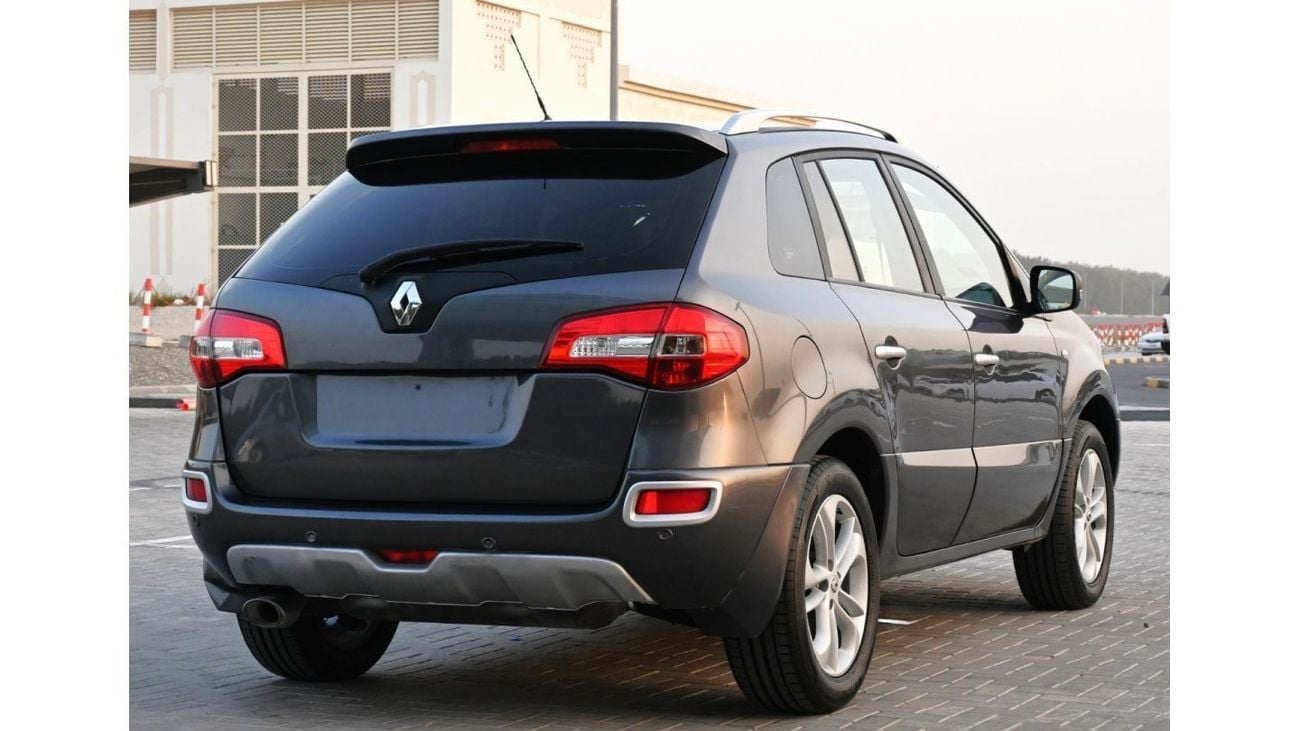 Renault Koleos Renault Koleos 2011 GCC in excellent condition, inside and out