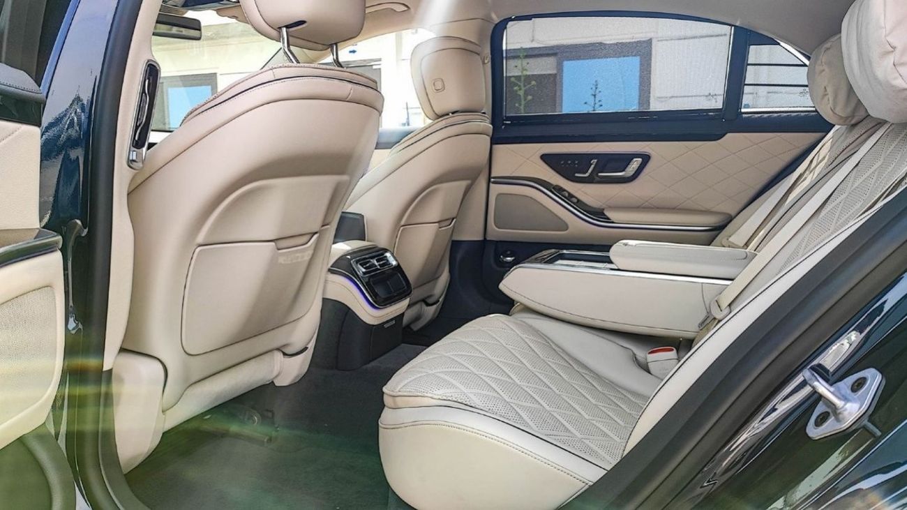 Mercedes-Benz S 500 4M Mercedes-Benz S500 (Export And Local)