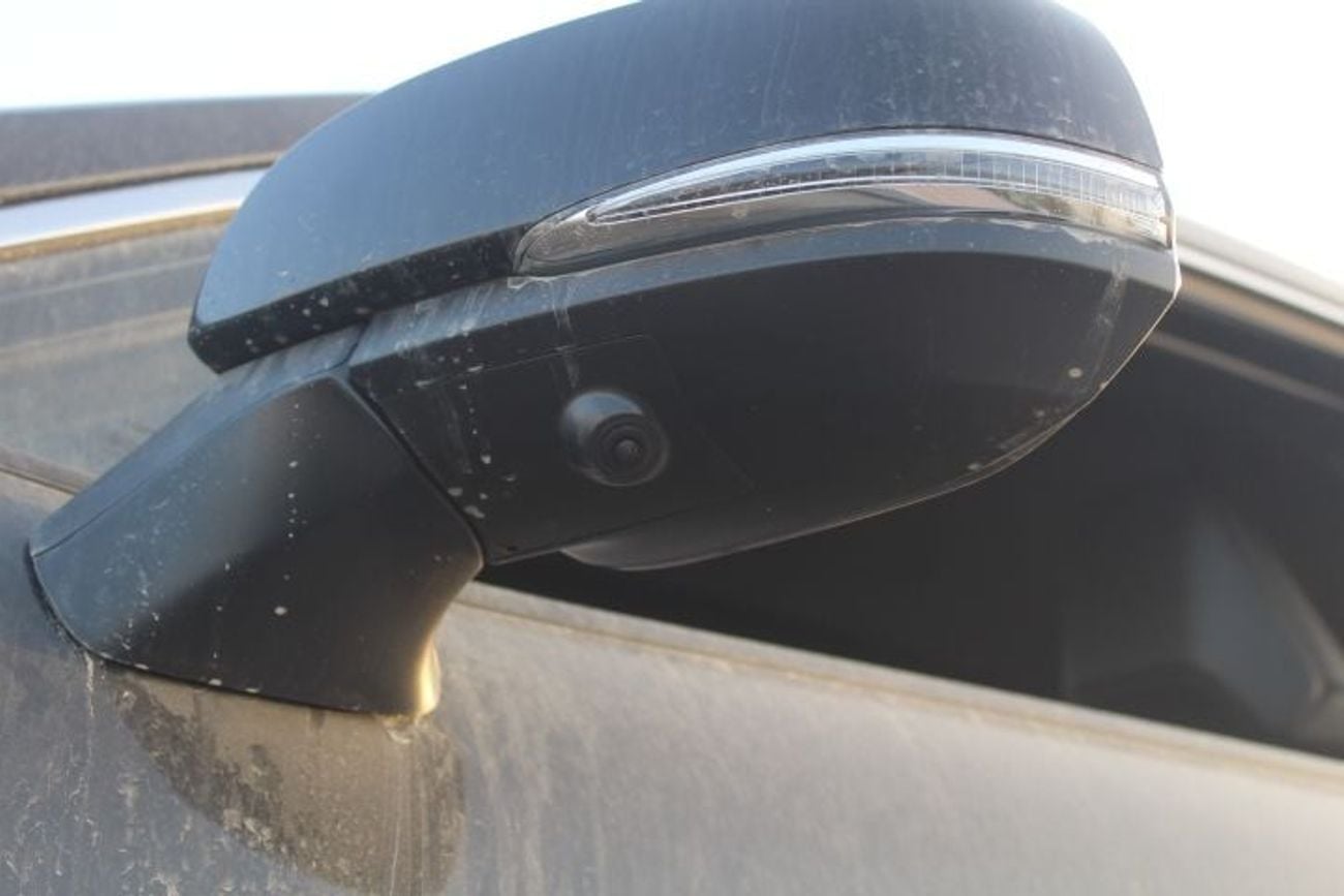 Toyota Frontlander Luxury Plus