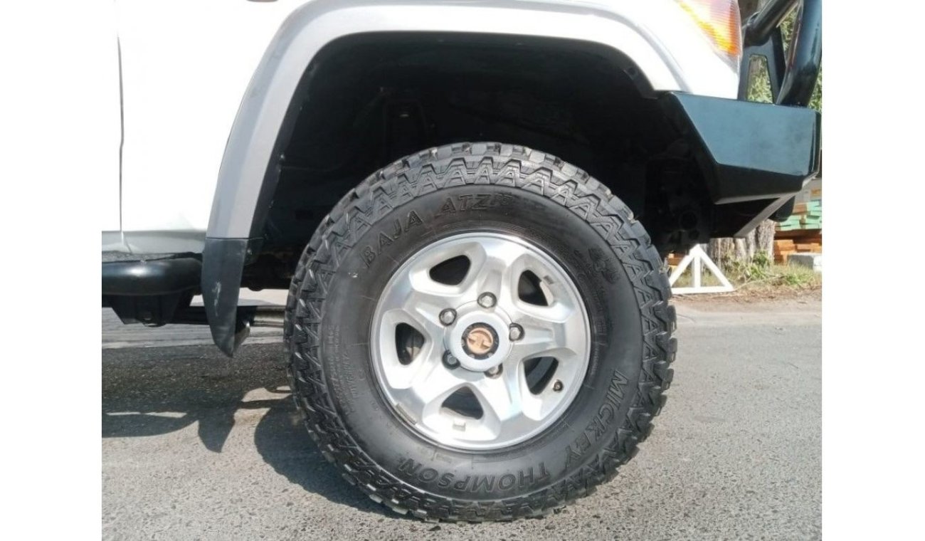 تويوتا لاند كروزر بيك آب TOYOTA LAND CRUISER PICK UP RIGHT HAND DRIVE (PM858)