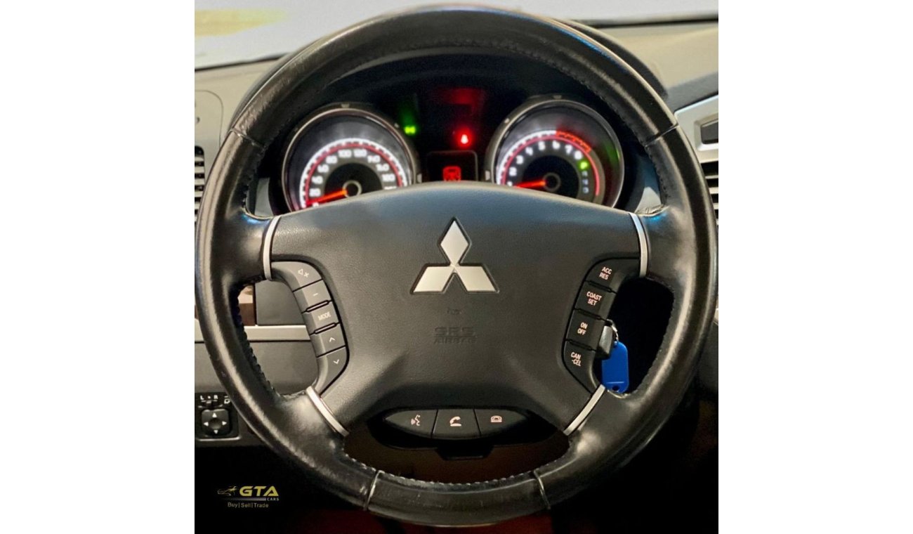 ميتسوبيشي باجيرو 2015 Mitsubishi Pajero 3.5L, Warranty, Full Service History, GCC