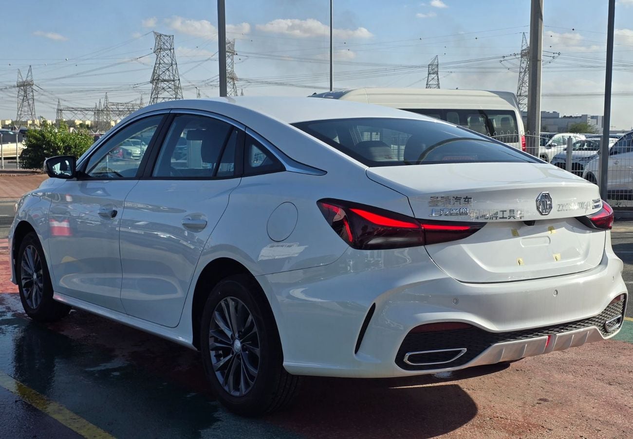 أم جي 5 MG 5 LUXURY 180DVVT  1.5L A/T FWD White Color 2025 Model