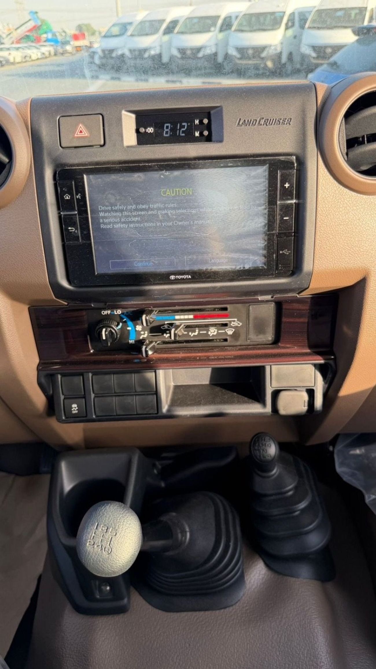 Toyota Land Cruiser Pick Up LC79 DC 2.8 MT BASIC OPTION 2025 GCC