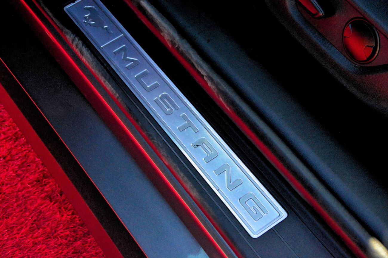 Ford Mustang EcoBoost 2.3L Convertible A/T