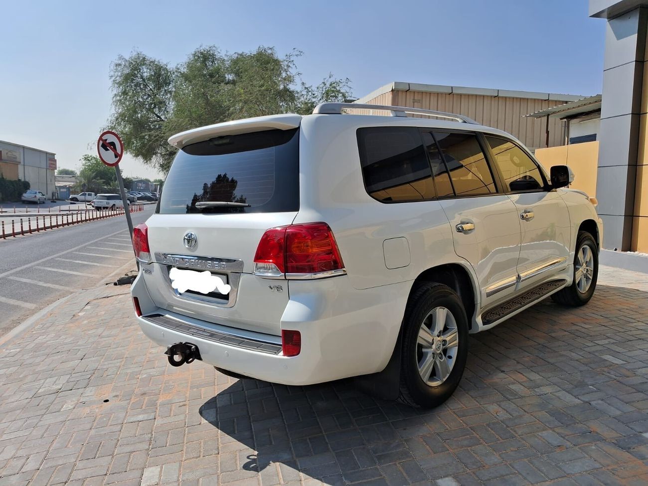 تويوتا لاند كروزر GXR 5.7L AWD