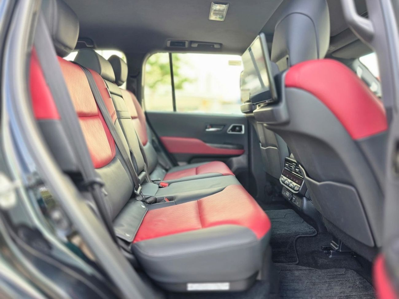 تويوتا لاند كروزر VXR 3.5L