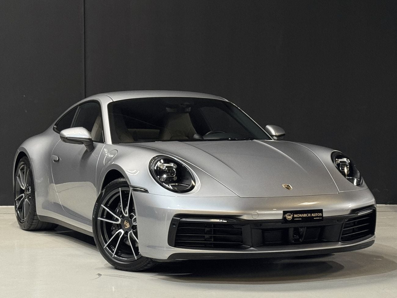 بورش 911 carrera 4