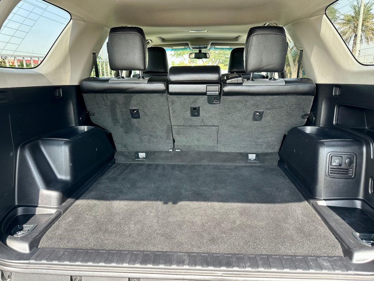 Toyota 4Runner 2018 Model Full Option Premium Very Clean Perfect Condition