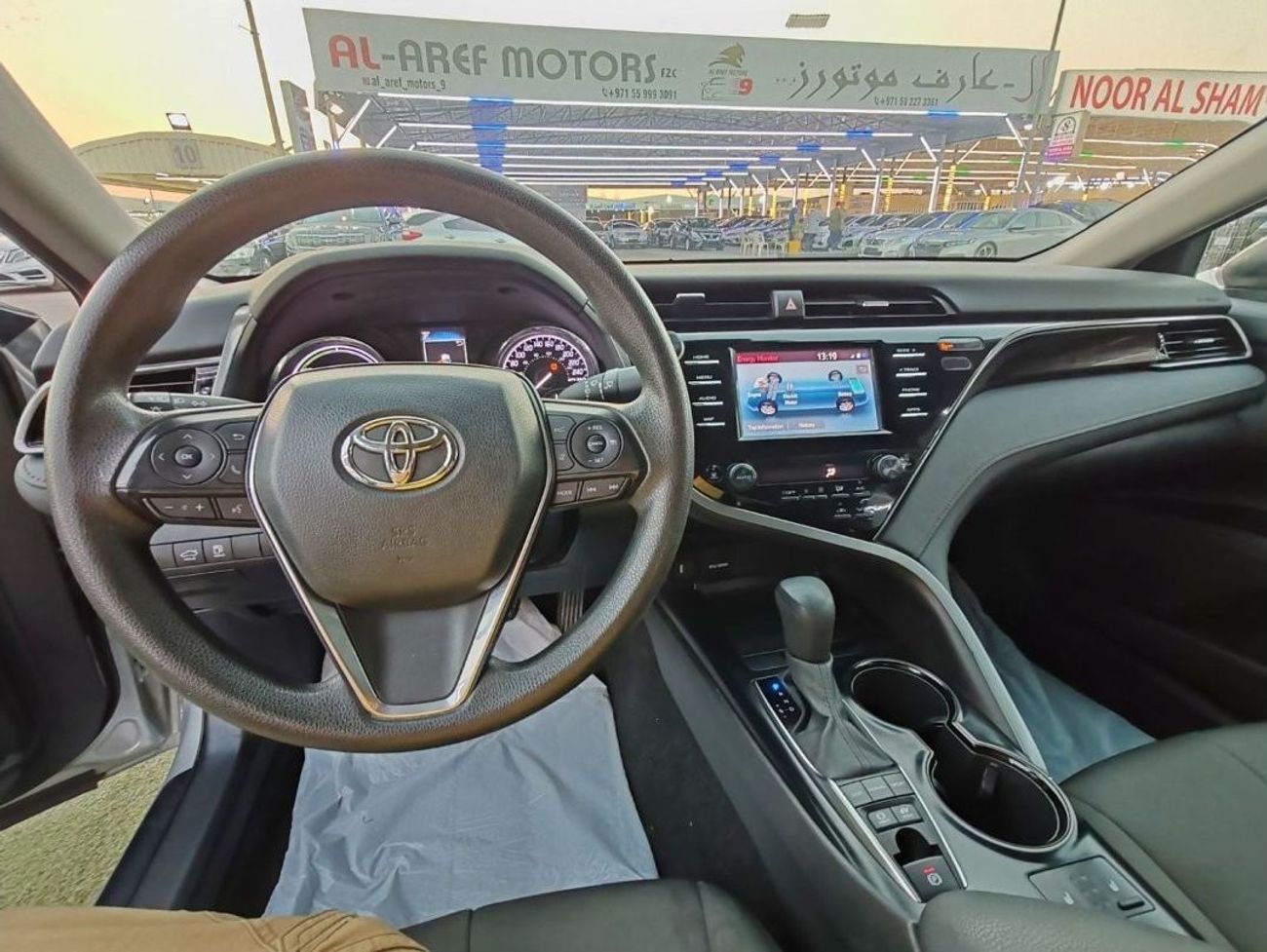 Toyota Camry LE HEV Warranty one year