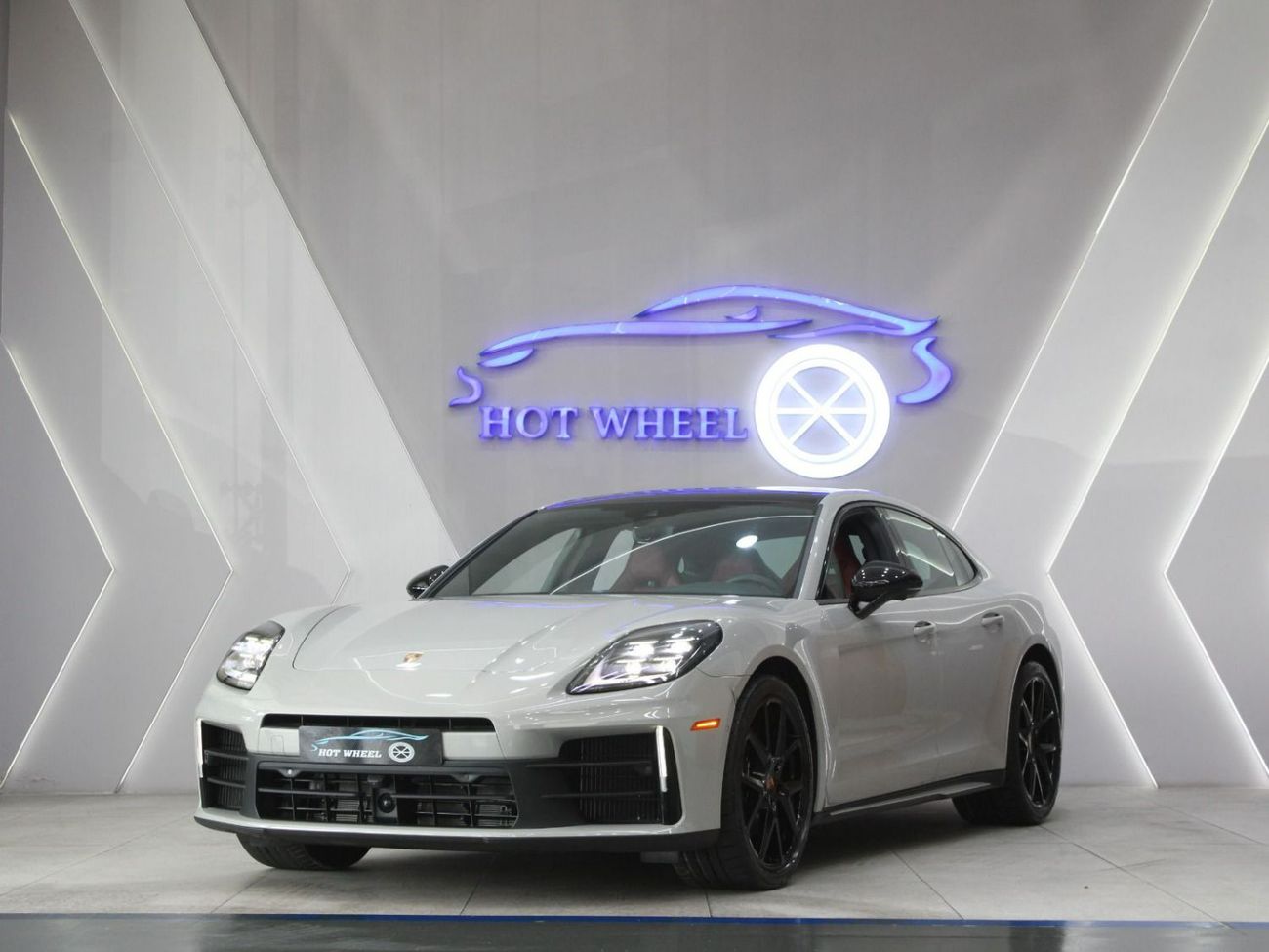 Porsche Panamera PANAMERA 4 | With warranty