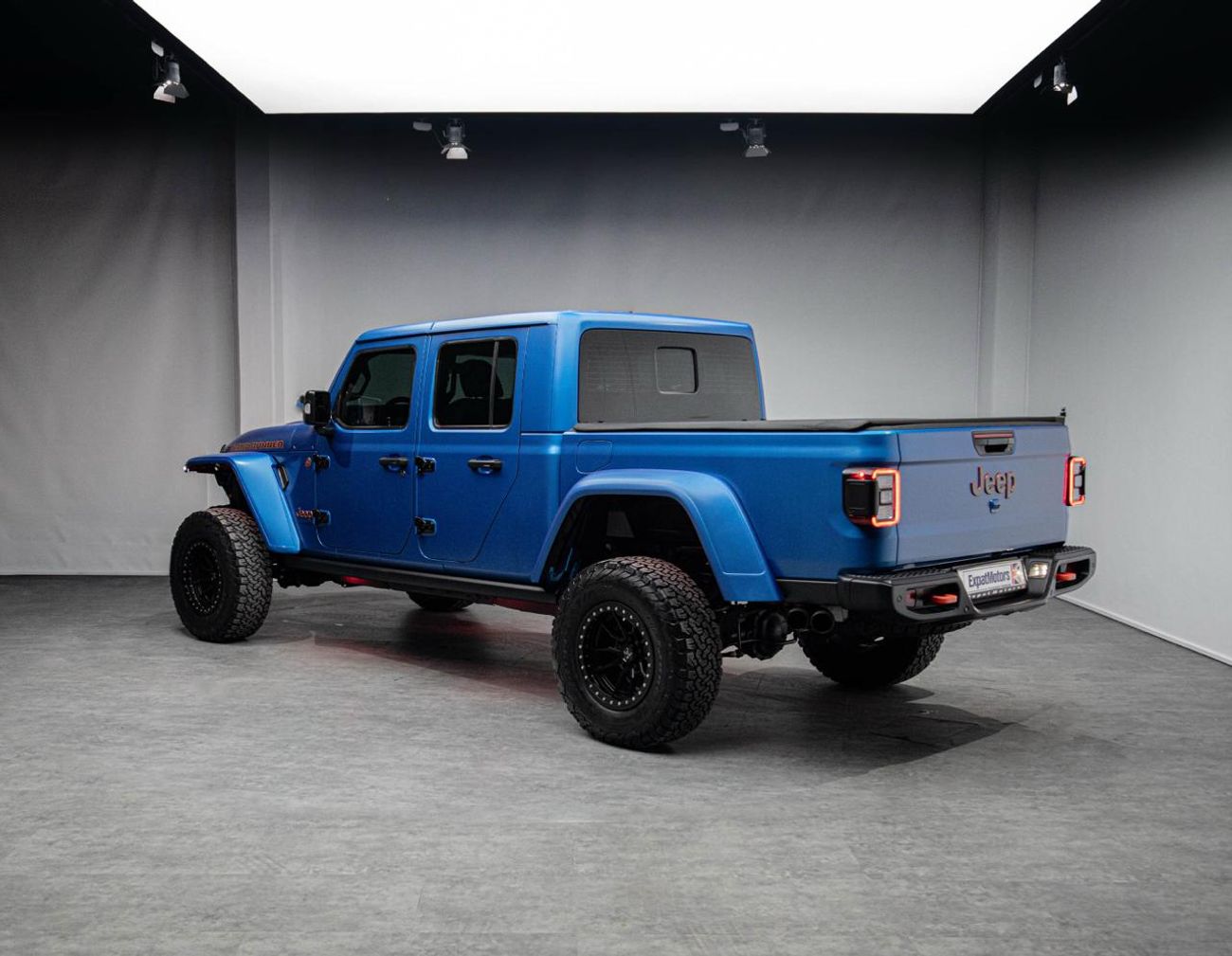 جيب جلادياتور Sand Runner 3.6L