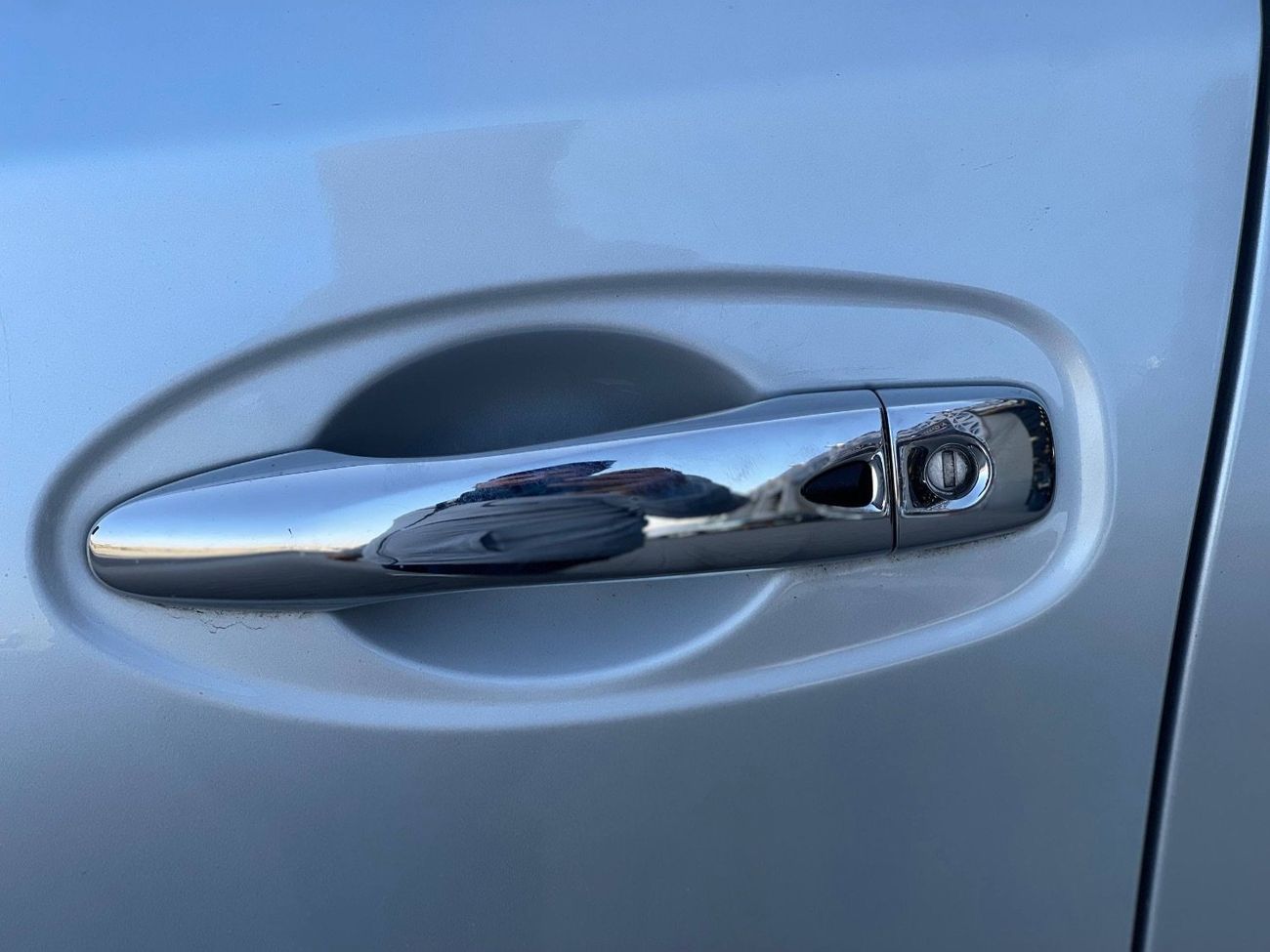 Nissan Rogue SV / 2.5L V4 / PANORAMIC SUNROOF / RADAR / 360 CAMERA / LINE KEEP ASSIST / REMOT START