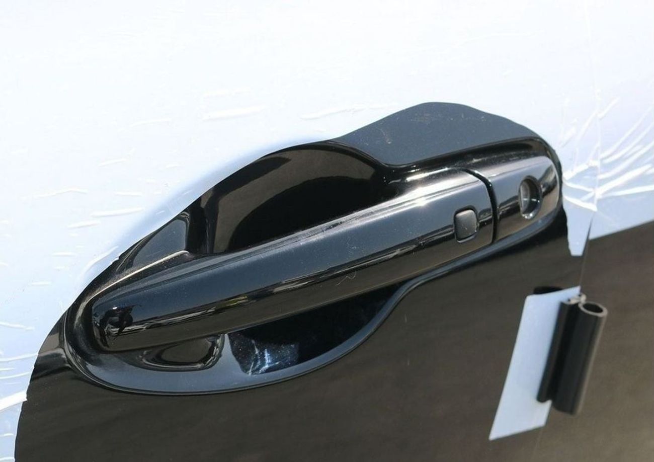 Suzuki Swift GLX 1.2L PUSH BUTTON | BLUETOOTH | AUTO CLIMATE | 2024