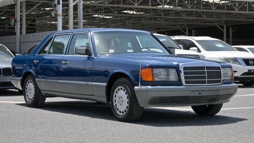 مرسيدس بنز 560 SEL