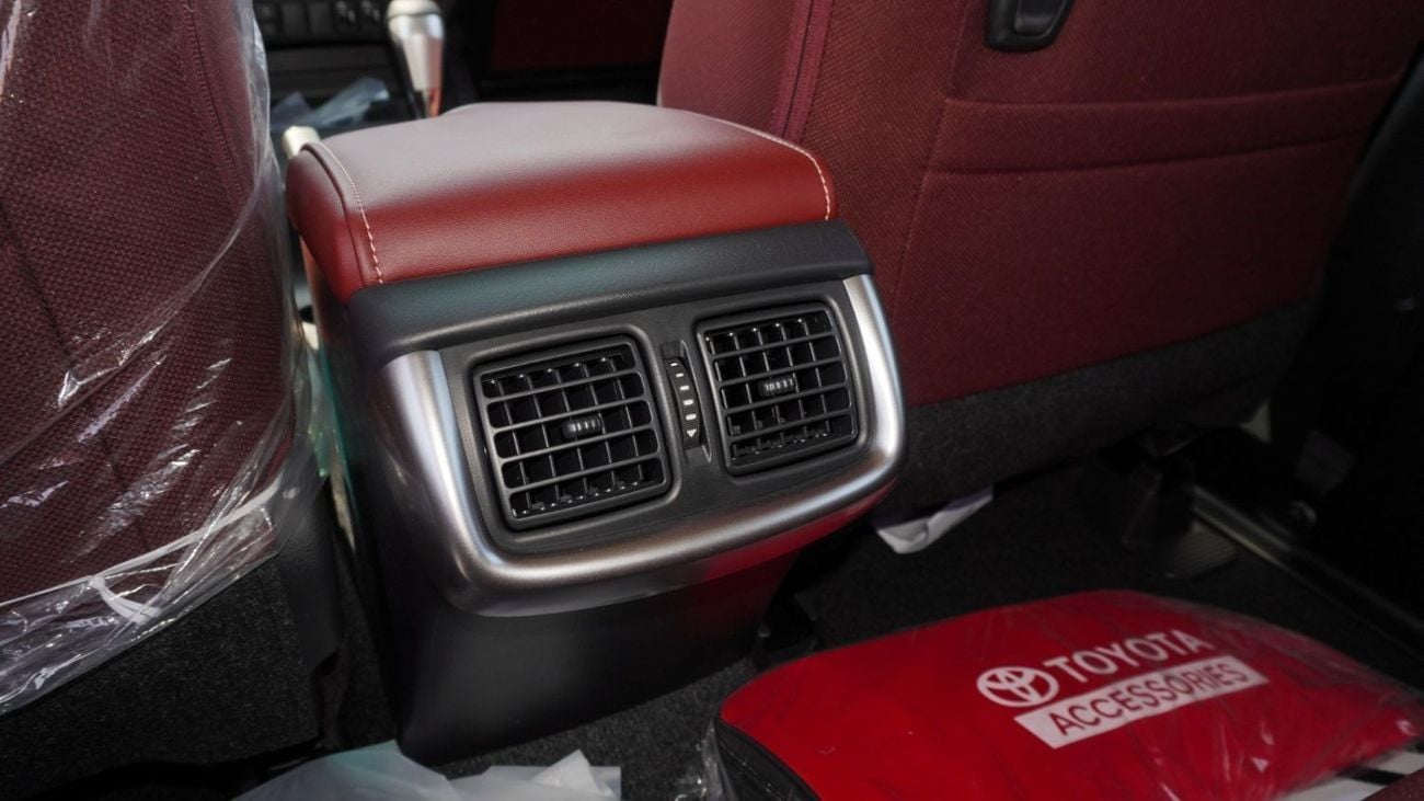 تويوتا هيلوكس GLS 2.7L AWD